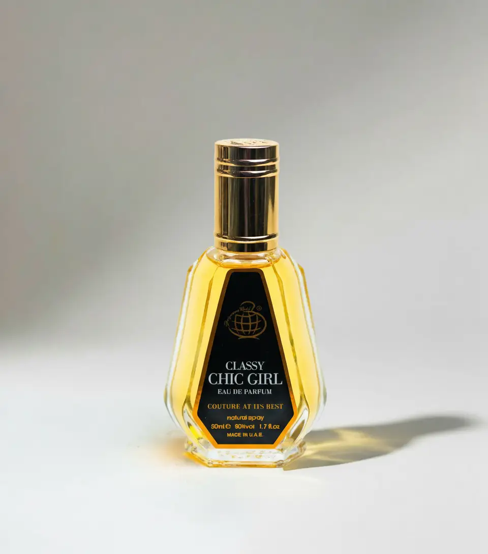 CLASSY CHIC GIRL